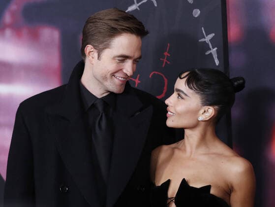 Bilder des Jahres 2022, Entertainment 03 März Entertainment Themen der Woche KW09 Entertainment Bilder des Tages Robert Pattinson and Zoe Kravitz arrive on the red carpet at the The Batman world premiere at Josie Robertson Plaza in Lincoln Center in New York City on Tuesday, March 1, 2022.  NYP20220301152 JohnxAngelillo