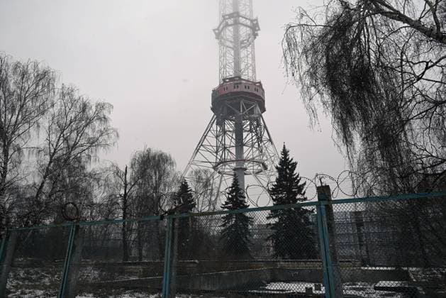 Ukraine-Krieg, Jahrestag der Invasion, Chronologie der Ereignisse, Archivbilder News Bilder des Tages View of TV tower after a Russian attack, near of Kyiv (Ukraine), 02 March 2022. Russian troops entered Ukraine on 24 February prompting the country s president to declare martial law and triggering a series of severe economic sanctions imposed by Western countries on Russia. Situation in Kiev during Russian invasion to Ukraine !ACHTUNG: NUR REDAKTIONELLE NUTZUNG!  Copyright: xIgnacioxOrtegax GRAF8704 20220302-3d939a4a0c2ad21574308c1df02f85416dac2006