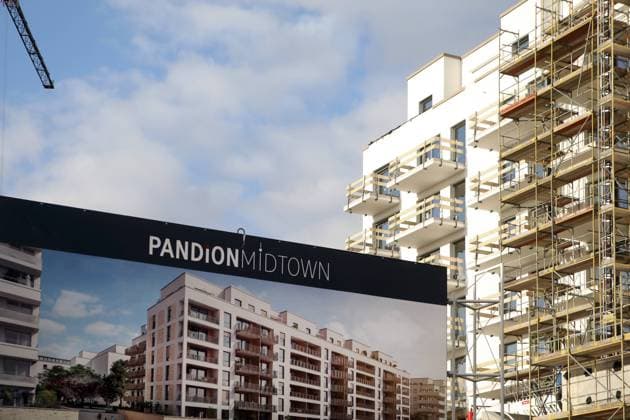 23.02.2022, Berlin - Deutschland. Die Pandion Midtown baut in Friedrichshain Eigentumswohnungen. *** 23 02 2022, Berlin Germany Pandion Midtown is building condominiums in Friedrichshain