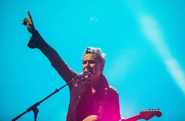 March 3, 2022, Inglewood, California, USA: Guitarist Richard Coleman accompanies the Argentinian rock band Soda Stereo during their performance for their final tour, Gracias Totales on Thursday March 3, 2022 at The Forum in Inglewood, California. ARIANA RUIZ PI Inglewood USA - ZUMAp124 20220303_zaa_p124_012 Copyright: xArianaxRuizx