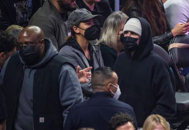 Justin Bieber besucht Basketball-Spiel in Los Angeles March 3, 2022, Los Angeles, California, USA: Singer Justin Bieber attends the NBA game between the Los Angeles Clippers and the Los Angeles Lakers on Thursday March 3, 2022 at Crypto.com Arena in Los Angeles, California. Clippers defeat Lakers, 132-111. PI Los Angeles USA - ZUMAp124 1010332545st Copyright: xJAVIERxROJASx