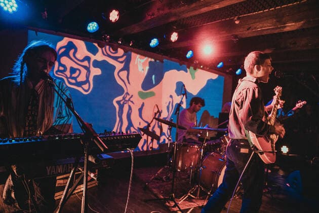 Porridge Radio Copenhagen, Denmark. 05th, March 2022. The British indie rock band Porridge Radio performs a live concert at Loppen in Copenhagen. Here vocalist and musician Dana Margolin is seen live on stage. Copenhagen Denmark  Copyright: xGonzalesxPhoto MathiasxKristensex