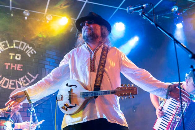 People show support for Ukraine at live music fundraiser The Ukrainians performing at the Ukrainian Refugee Fundraiser at the Brudenell Social Club, Leeds, UK Leeds Brudenell Social Club West Yorkshire United Kingdom Copyright: xIamxBurn NewsxImagesx
