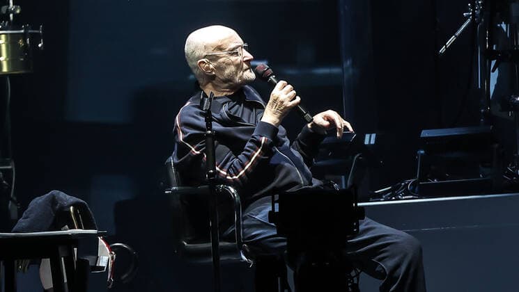 Konzert von Genesis, @ Mercedes Arena, Berlin Genesis, Gesang Phil Collins Keyboard Tony Banks Bass, Gitarre Mike Rutherford Schlagzeug (live) Nicholas Nic Collins