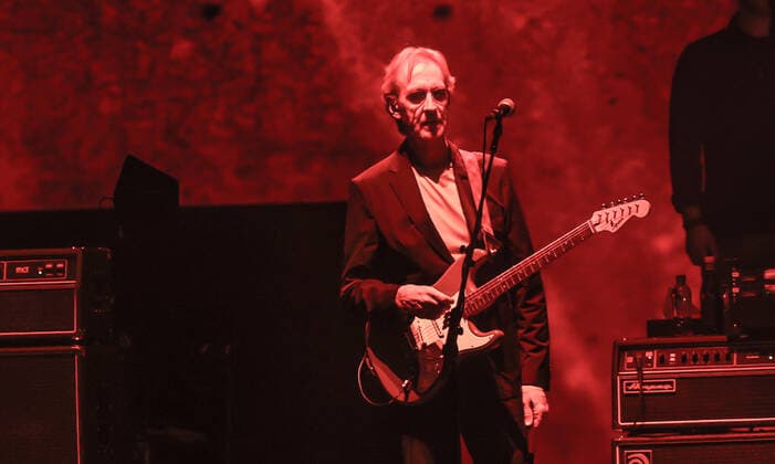 Konzert von Genesis, @ Mercedes Arena, Berlin Genesis, Gesang Phil Collins Keyboard Tony Banks Bass, Gitarre Mike Rutherford Schlagzeug (live) Nicholas Nic Collins