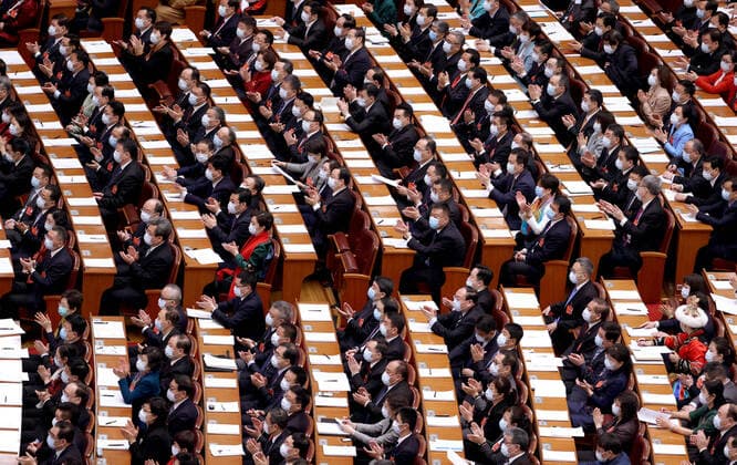 News Themen der Woche KW10 News Bilder des Tages China, Nationaler Volkskongress in Peking (220308) -- BEIJING, March 8, 2022 -- The second plenary meeting of the fifth session of the 13th National People s Congress (NPC) is held at the Great Hall of the People in Beijing, capital of China, March 8, 2022. ) (TWO SESSIONS) CHINA-BEIJING-NPC-ANNUAL SESSION-SECOND PLENARY MEETING (CN) JinxLiwang 
