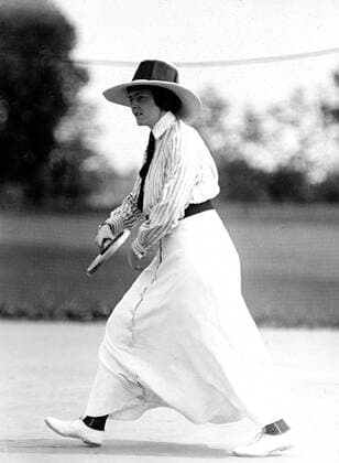 Miss Frances Lippett playing in a tennis tournament ca. 1913 1062_05_l_-7845-