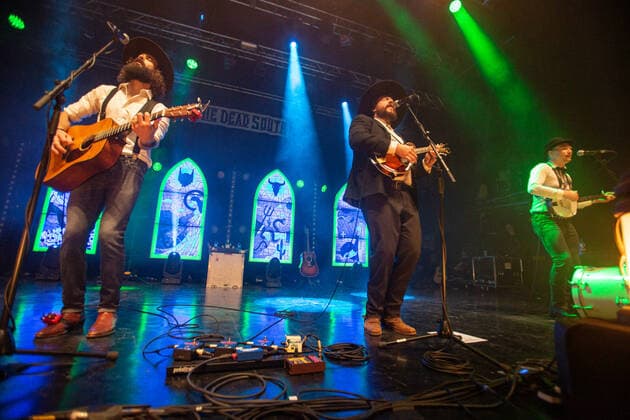 The Dead South Oslo, Norway. 07th, March 2022. The Canadian folk and bluegrass band The Dead South performs a live concert at Sentrum Scene in Oslo. Here singer and musician Nate Hilts (C) is seen live on stage with Scott Pringle (L) and Colton Crawford (R). Oslo Norway  Copyright: xGonzalesxPhoto Per-OttoxOppix
