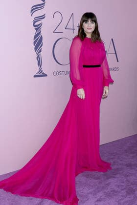 LOS ANGELES - MAR 9: Casey Wilson at the 24th Annual Costume Designers Guild Award at Eli and Edythe Broad Stage on March 9, 2022 in Santa Monica, CA  Copyright: xHutchinsxPhotox xipa-agency.netx x 2022xKathyxHutchinsx xHutchinsx