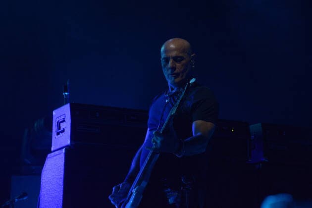 Soda Stereo Konzert in Mexiko-Stadt Soda Stereo ˜Gracias Totales Tour™ Concert MEXICO CITY, MEXICO - MARCH 9, 2022: Bass guitarist Zeta Bosio of Soda Stereo band performs on stage during ˜Gracias Totales Tour™ in memory of Vocalist Gustavo Cerati at Palacio de los Deportes. On March 9, 2022 in Mexico City, Mexico. (Photo by Jaime Nogales Eyepix Group) Copyright: xJaimexNogalesx xEyepixxGroupx EYEPIX_JN_09032022_58048
