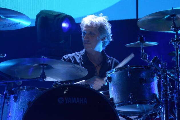 Soda Stereo Konzert in Mexiko-Stadt Soda Stereo ˜Gracias Totales Tour™ Concert MEXICO CITY, MEXICO - MARCH 9, 2022: Drummer Charly Alberti of Soda Stereo band performs on stage during ˜Gracias Totales Tour™ in memory of Vocalist Gustavo Cerati at Palacio de los Deportes. On March 9, 2022 in Mexico City, Mexico. (Photo by Jaime Nogales Eyepix Group) Copyright: xJaimexNogalesx xEyepixxGroupx EYEPIX_JN_09032022_58053