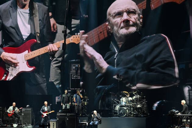 10.03.22, Hannover, Genesis Phil Collins , Mike Rutherford und Co in der ZAG Arena in Hannover auf dem Expo Gelände :