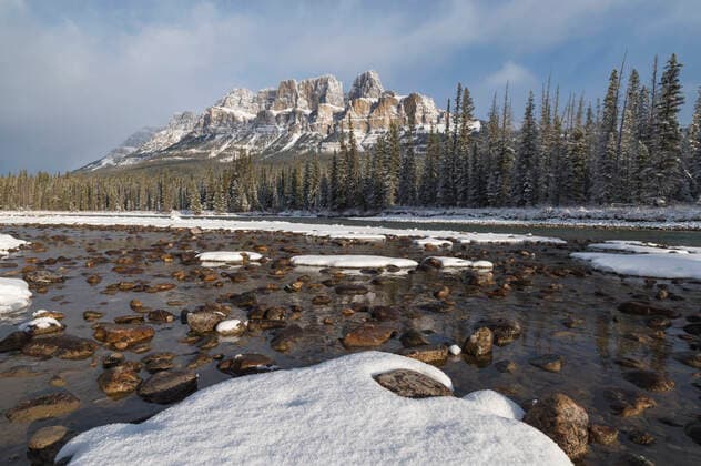 Castle Mountain and the Bow River after an early winter snowfall, Banff National Park, UNESCO World Heritage Site, Alberta, Canadian Rockies, Canada, North America Copyright: JonxReaves 1241-334