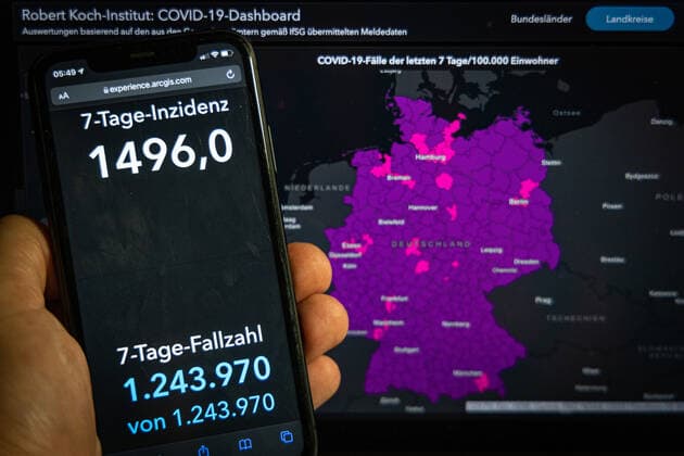 Coronavirus in Deutschland - Covid-19-Dashboard des Robert Koch-Institut 12.03.2022: Robert Koch-Institut: 7-Tage-Inzidenz 1496,0. 7-Tage-Fallzahl 1.243.970 COVID-19-Fälle 16.994.744 Zugang um 237.086 gegenüber dem Vortag. COVID-19-Todesfälle 125.521 Zugang um 249 gegenüber dem Vortag.