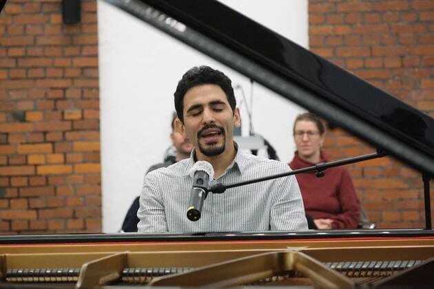 011.03.2022 Gießhaus der Universität Kassel Konzert Aeham Ahmad - Der Pianist aus den Trümmern emspor, DFL regulations prohibit any use of photographs as image sequences and or quasi-video