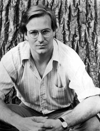 WILLIAM HURT (March 20, 1950 - March 13, 2022) was an American actor who made it big in the 1981 neo-noir film Body Heat . He garnered three consecutive nominations for the Academy Award for Best Actor, for Kiss of the Spider Woman (1985), Children of a Lesser God (1986), and Broadcast News (1987), winning for the first of these. After a variety of character roles in the following decade, Hurt earned his fourth Academy Award nomination for his supporting performance in the crime thriller A History of Violence (2005). It was announced in May 2018 that Hurt had terminal prostate cancer. He died just a week before his 72nd birthday. FILE PHOTO SHOT: WILLIAM HURT wearing glasses, circa 1980 s. Hollywood U.S. - ZUMAms8_ 19560612_mda_ms8_440 Copyright: xMoviexStarxNewsx