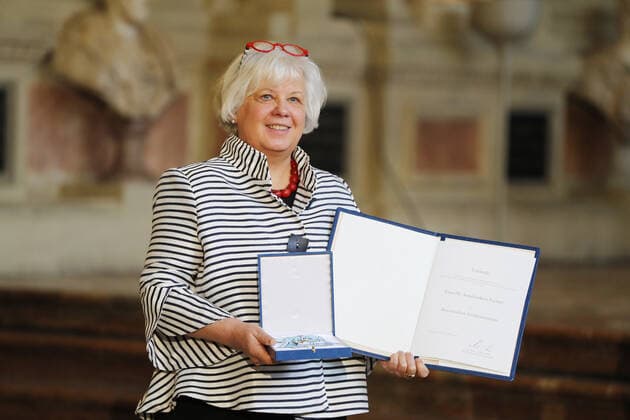 Verleihung des Bayerischen Verdienstordens durch den Bayerischen Ministerpräsidenten Dr. Markus Söder Dr. Annekatrin Preidel, München Bayern Deutschland Antiquarium der Residenz