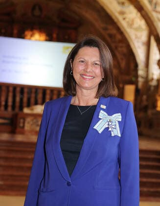 Verleihung des Bayerischen Verdienstordens durch den Bayerischen Ministerpräsidenten Dr. Markus Söder Landtagspräsidentin Ilse Aigner, München Bayern Deutschland Antiquarium der Residenz