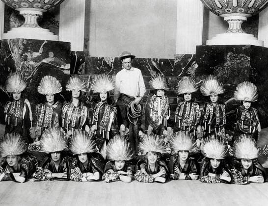 Will Rogers at Ziegfeld Follies, circa 1917. File Reference 34145-576THA  Copyright: xCinemaxLegacyxCollection ThexHollywoodxArchivex 34145-576THA