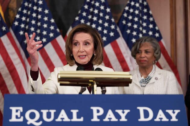Bilder des Jahres 2022, News 03 März News Themen der Woche KW11 News Bilder des Tages March 15, 2022, Washington, Distric of Columbia, USA: House Speaker NANCY PELOSI(D-CA) alongside House Democratic WomenÃ¢â‚¬â ¢s caucus speaks about Jobs and global economic during an Equal Pay Day press event, today on march 15, 2022 at Rayburn Room Capitol Hill in Washington DC, USA. Washington USA - ZUMAn298 20220315_znp_n298_005 Copyright: xLeninxNollyx