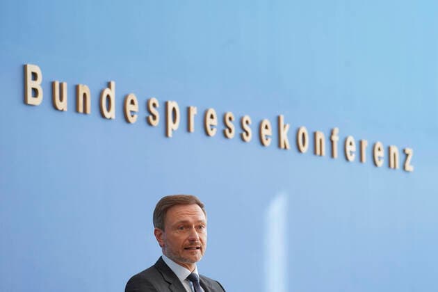 News Themen der Woche KW11 News Bilder des Tages Bundespressekonferenz, Christian Lindner zum Finanzplan 2022 bis 2026 Aktuell,16.03.2022,Berlin,Bundesfinanzminister Christian Lindner im Portrait bei der Bundespressekonferenz zum Thema Eckwerte zum Regierungsentwurf 2023 und Finanzplan Berlin Berlin Deutschland *** Federal Press Conference, Christian Lindner on the financial plan 2022 to 2026 Current,16 03 2022,Berlin,Federal Finance Minister Christian Lindner in portrait at the Federal Press Conference on the subject of key figures on the government draft 2023 and financial plan Berlin Berlin Germany