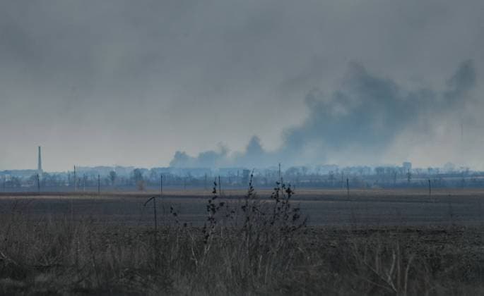 Ukraine-Krieg, Jahrestag der Invasion, Chronologie der Ereignisse, Archivbilder DPR LPR Russia Ukraine Military Operation 8144447 18.03.2022 Smoke rises over the downtown of Mariupol, Donetsk People s Republic. The city has been a site of intense fighting in recent weeks. Alexey Kudenko Sputnik Donetsk People s Republic  Copyright: xAlexeyxKudenkox