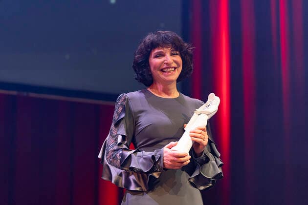 AArets aeres-Bodil gaar til Susanne Bier. Bodilpriserne 2022 uddeles i Folketeatret i Koebenhavn, loerdag den 19. marts 2022.. , Copenhagen Denmark