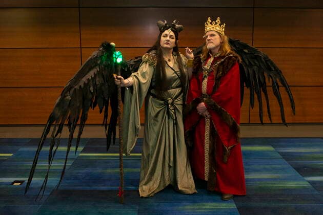 March 19, 2022, TORONTO, ON, CAN: Christina and Martin pose for a photo while costumed as Maleficent and King Stefan from the Maleficent movie, at Toronto Comicon on Saturday, March 19, 2022. The event returns for the first time since 2019 due to COVID-19 restrictions. TORONTO CAN  - ZUMAc35_ 20220319_zaf_c35_070 Copyright: xChrisxYoungx