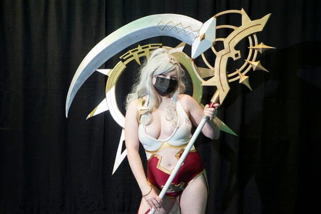 March 19, 2022, TORONTO, ON, CAN: Natalie cosplays as Judge Kise from Epic Seven at Toronto Comicon on Saturday, March 19, 2022. The event returns for the first time since 2019 due to COVID-19 restrictions. TORONTO CAN  - ZUMAc35_ 20220319_zaf_c35_096 Copyright: xChrisxYoungx