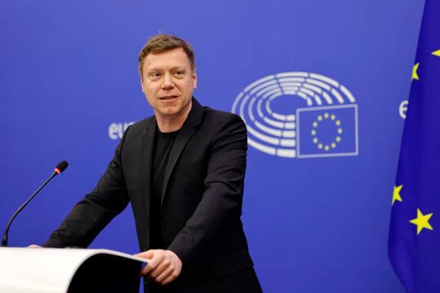 Martin Schirdewan bei einer Pressekonferenz im Europäischen Parlament. Straßburg, 08.03.2022 *** Martin Schirdewan at a press conference in the European Parliament Strasbourg, 08 03 2022 Foto:xC.xHardtx xFuturexImage