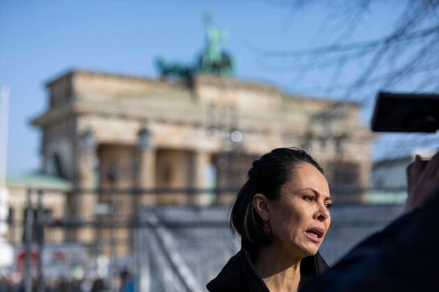 , Portrait von Natalia Klitschko am Brandenburger beim Friedenkonzert Peace of Love . Berlin Berlin Deutschland