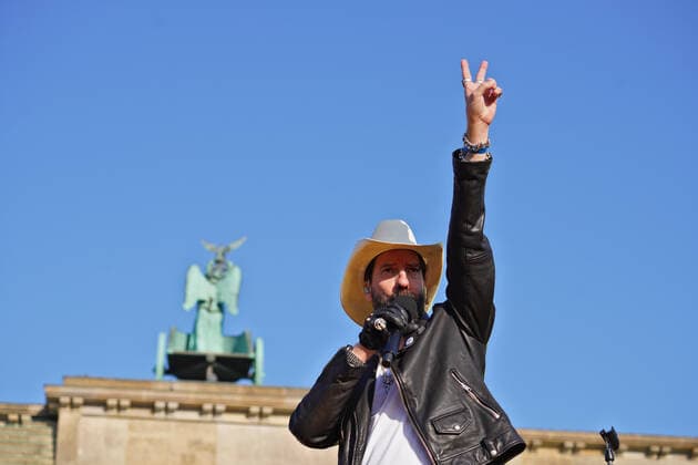 Sound of Peace am Brandenburger Tor 20.3.2022, The BossHoss Sound of Peace am Brandenburger Tor Berlin Brandenburger Tor Berlin GER