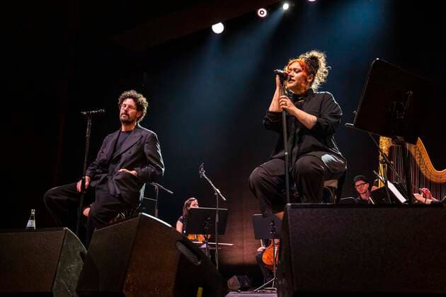 Max Herre & Mikis Takeover! Ensemble live im Theater Erfurt. Erfurt, 20.03.2022