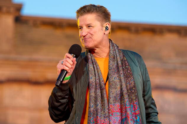 Hartmut Engler von Pur bei der Kundgebung und dem Friedenskonzert Sound Of Peace gegen den Krieg in der Ukraine am Brandenburger Tor. Berlin, 20.03.2022