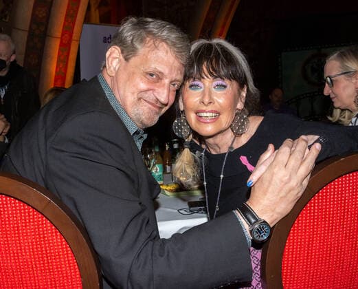 20220321 DAC - Dancer against Cancer Kalenderpraesentation 2022 2023 WIEN, OESTERREICH - 21. MAERZ: Journalist, Fernsehmoderator und Kabarettist Dieter Chmelar mit seiner Gattin Brigitte bei der CEWE DaC - Dancer against Cancer Kalenderpraesentation 2022 2023 zugunsten der Osterreichischen Krebshilfe im Wiener Rathauskeller am 21. Maerz 2022 in Wien, Oesterreich. 220321_SEPA_17_054 Copyright: xIsabellexOuvrardx SEPAxMedia
