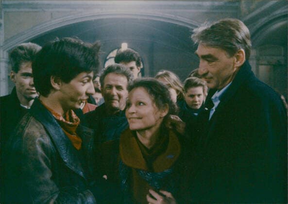 Die Verfehlung (1992) Angelica Domröse und Gottfried John in Die Verfehlung , ein Film von Heiner Carow. *** Nur redaktionelle Nutzung im Zusammenhang mit dem Film. Editorial usage only and only related to the movie. Im Falle anderer Verwendungen, kontaktieren Sie uns bitte. For other uses, please contact us. UnitedArchives_IMS_3427095-F *** the Missed 1992 Angelica Domröse and Gottfried John in the Missed , a Film from Heiner Carow *** only Editorial Use at Context with the Film Editorial usage Only and Only RELATED to The Movie at Trap other uses, contact you us Please for Other uses, Please Contact US UnitedArchives IMS 3427095 F Copyright: xUnitedxArchives PublicityxStill EntertainmentxMediaxArchivex