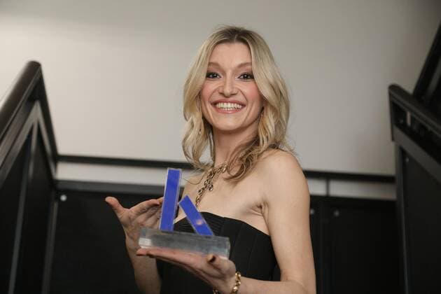 22.03.2022, Globe Wien, Österreichischer Kabarettpreis 2022, Verleihungs-Gala im Bild: Malarina, -Förderpreis, Österreichischer Kabarettpreis 2022