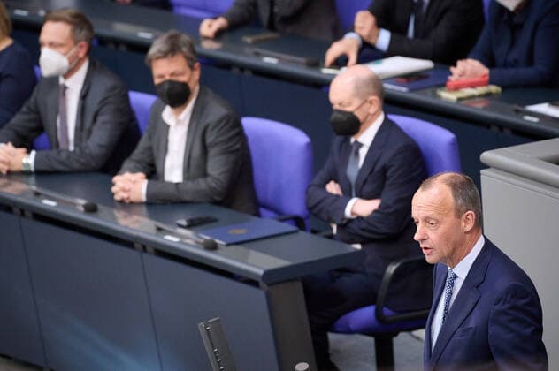 News Themen der Woche KW12 Plenarsitzung im Bundestag in Berlin Friedrich Merz (CDU) während der Sitzung des Deutschen Bundestags am 23.03.2022 in Berlin. Berlin Bundestag Berlin Deutschland *** Plenary session in the Bundestag in Berlin Friedrich Merz CDU during the session of the German Bundestag on 23 03 2022 in Berlin Berlin Bundestag Berlin Germany