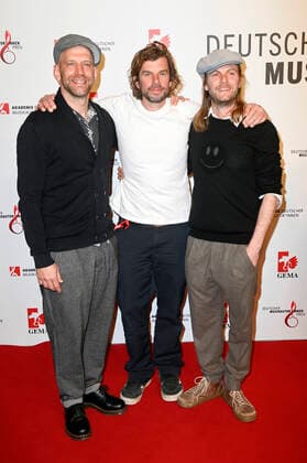 Sportfreunde Stiller beim 13. Deutschen Musikautor*innenpreis der GEMA 2022 im Hotel The Ritz-Carlton. Berlin, 24.03.2022