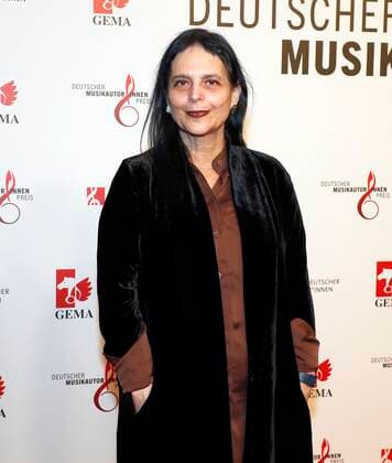 Chaya Czernowin bei Verleihung Deutscher Musikautor:innenpreis 2022 im Hotel RITZ-CARLTON Berlin. Redaktion Laurent, Berlin 24.03.22