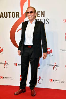 Michael Holm beim 13. Deutschen Musikautor*innenpreis der GEMA 2022 im Hotel The Ritz-Carlton. Berlin, 24.03.2022