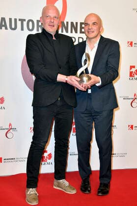 Andrej Globokar und Peter Globokar beim 13. Deutschen Musikautor*innenpreis der GEMA 2022 im Hotel The Ritz-Carlton. Berlin, 24.03.2022