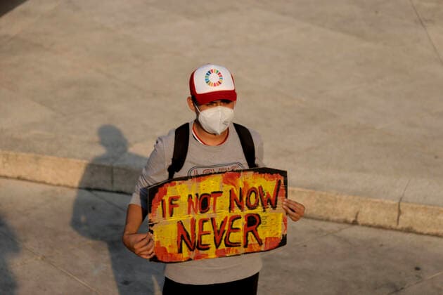 Global Climate Strike In Mexico A protester holds a placard on March 25, 2022. Members of different anti-racist, anti-capitalist groups and members of native peoples carried out a march as part of a Global Climate Strike against Capital in Mexico City, Mexico. Mexico City Mexico  Copyright: xGuillermoxGutiÃ rrezx originalFilename: gutierrez-notitle220325_np69n.jpg