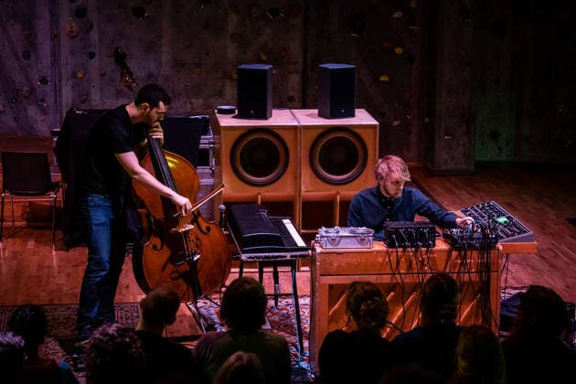 Bremer McCoy live in Copenhagen, Denmark Albertslund, Denmark. 25th, March 2022. The Danish jazz duo Bremer McCoy performs a live concert at Forbraendingen in Albertslund, Copenhagen. Albertslund Denmark  Copyright: xGonzalesxPhoto KimxMatthaixLelanx