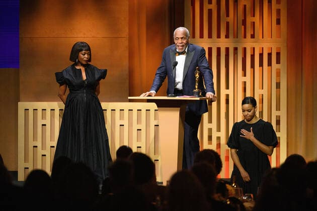March 25, 2022, Los Angeles, California, USA: Alfre Woodard and the Jean Hersholt Humanitarian Award recipient Danny Glover at The 2022 Governors Awards in The Ray Dolby Ballroom at Ovation Hollywood. Los Angeles USA - ZUMAz03_ 20220325_sgt_z03_495 Copyright: xAMPASx