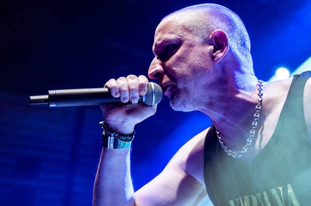 Clawfinger Copenhagen, Denmark. 26th, March 2022. The Swedish rap metal band Clawfinger performs a live concert at Amager Bio in Copenhagen. Here vocalist Zak Tell is seen live on stage. Copenhagen Denmark  Copyright: xGonzalesxPhoto NikolajxBransholmx