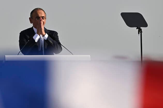 News Themen der Woche KW12 News Bilder des Tages Eric Zemmour - candidat la Reconquete aux elections presidentielles de 2022 NEWS : Grand Meeting d Eric Zemmour au Trocadero - 27 03 2022 JBAutissier Panoramic 