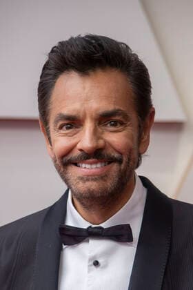 Eugenio Derbez poses on the red carpet upon arrival at the Oscars at the Dolby Theater in Los Angeles, California, USA, 27 March 2022. EFE Javier Rojas Academy Oscar Awards !ACHTUNG: NUR REDAKTIONELLE NUTZUNG!  Copyright: xJavierxRojasx AME6533 20220328-6944e2353a0095db0576541b095d2938ac280f43