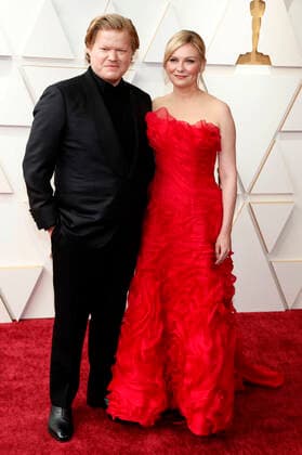Jesse Plemons, mit Ehefrau Kirsten Dunst bei der Oscar Verleihung 2022 94th Annual Academy Awards im Dolby Theatre im Hollywood & Highland Center. Los Angeles, 27.03.2022