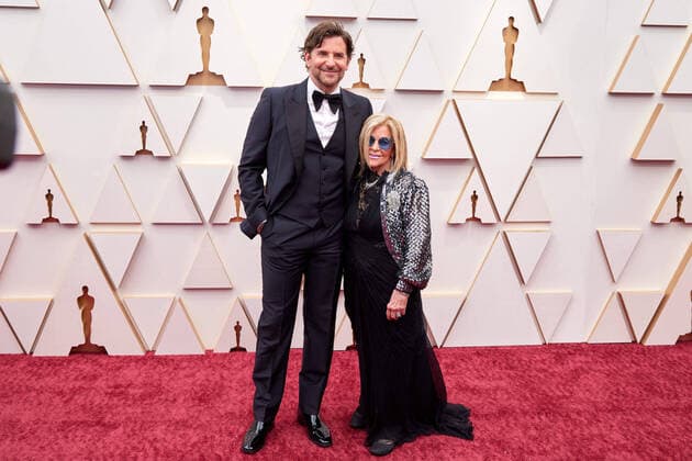OscarÂ® nominee Bradley Cooper and guest arrive on the red carpet of the 94th OscarsÂ® at the Dolby Theatre at Ovation Hollywood in Los Angeles, CA, on Sunday, March 27, 2022.  Copyright: xx 34342-523THA